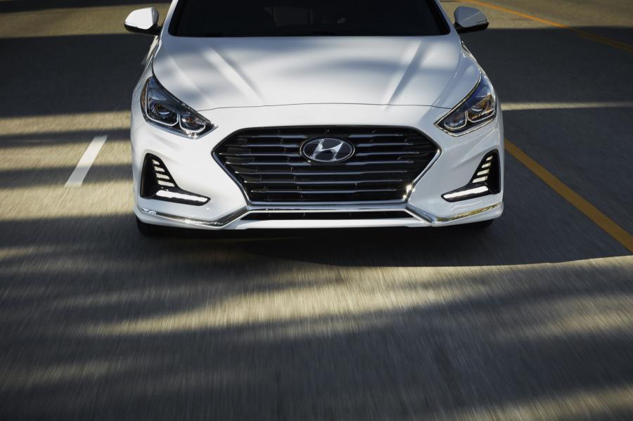 Детали экстерьера Hyundai Sonata Hybrid (LF) 2017 года  (NA) (фото 22 из 24)